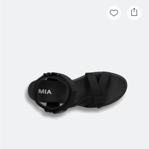 NWOT MIA Black Platform Sandals - Picture 5 of 9